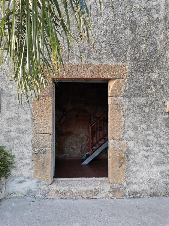 Buseto Superiore Antico Baglio Siciliano Parecchiataヴィラ エクステリア 写真